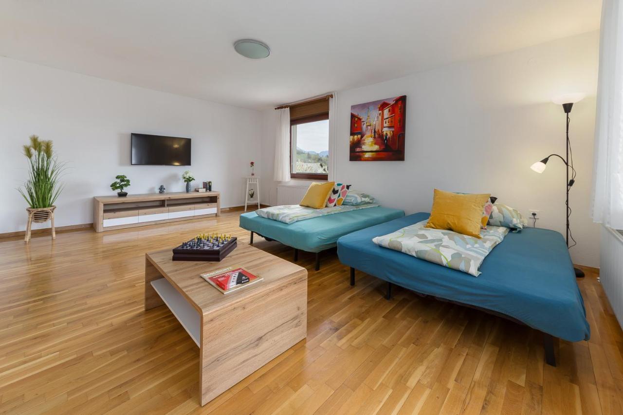 Apartment Valy - Free Bikes, Relaxing Terrace & Near Bled Exterior foto